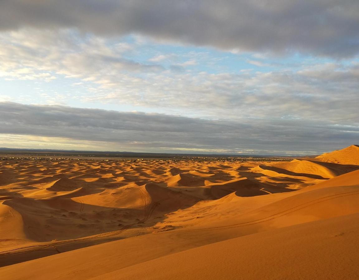 Milky Way Desert Camp Merzuga Kültér fotó